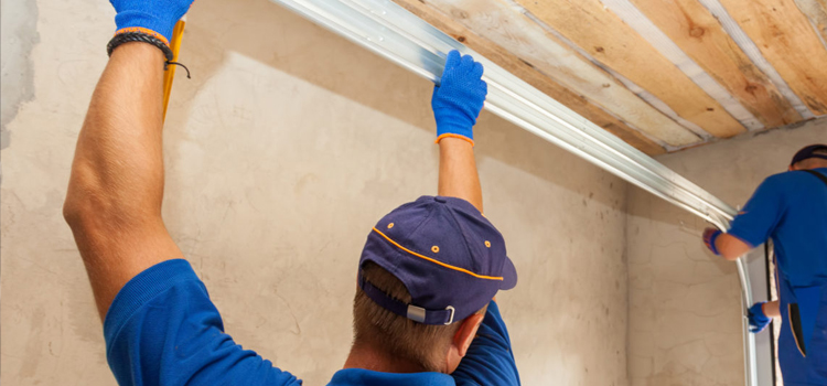 commercial overhead garage door repair in Naperville, IL